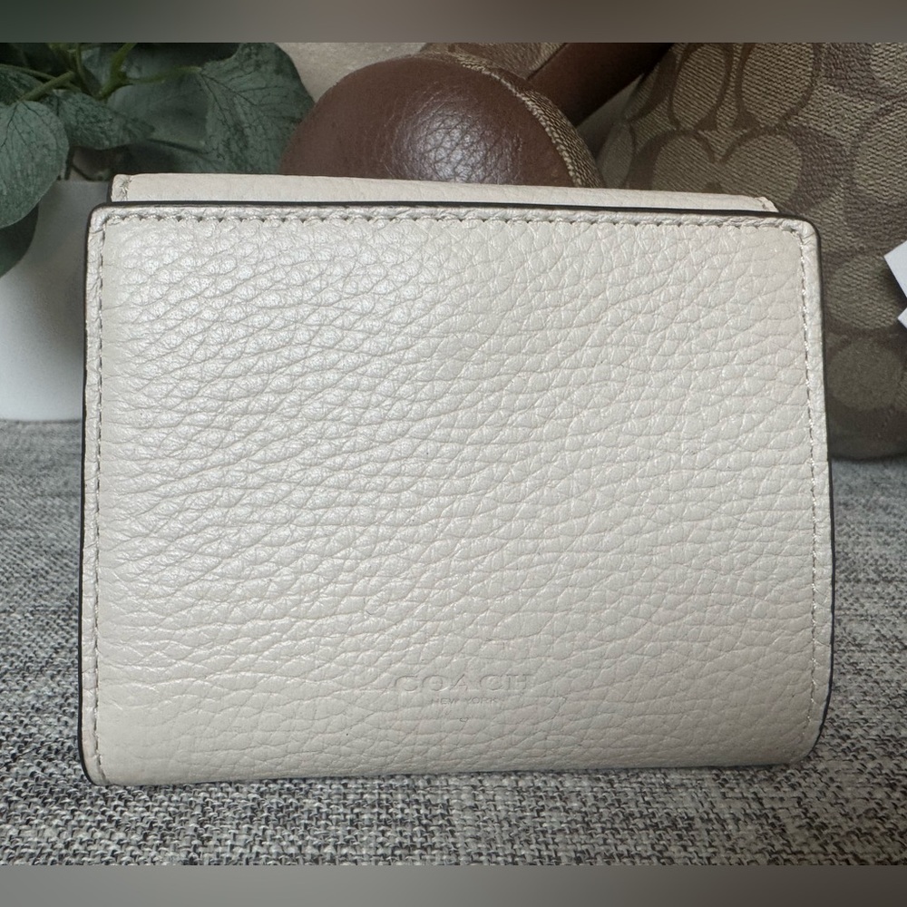 $99 COACH Georgie Small Wallet In Signature Canvas - Picture 9 of 9